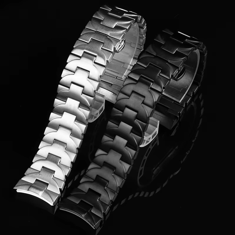 904L roestvrijstalen armband 2 - Luxury Watch Panerai recensie en prijs